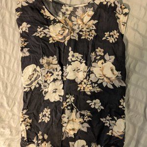 Flower tank top t-shirt
